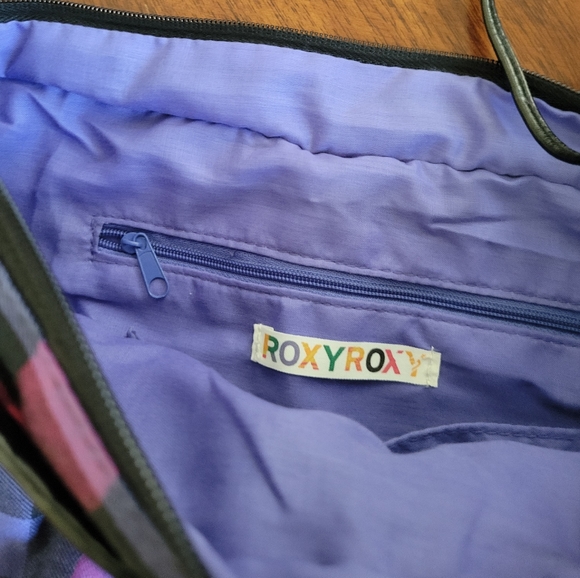 Roxy Purse Handbag *NWOT* Pink Purple Blk Wht Plaid - Picture 3 of 8
